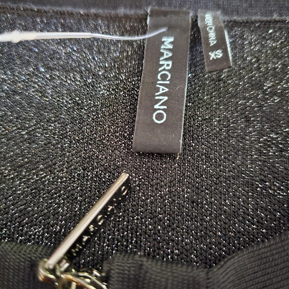 Brand new without tags Marciano sweater jacket. In excellent condition. Never xs - Picture 3 of 6